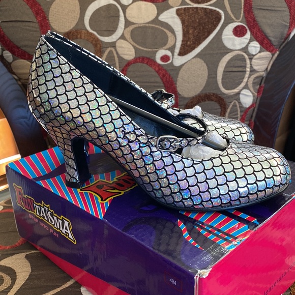 Brand new MERMAID SHOES - Picture 2 of 9